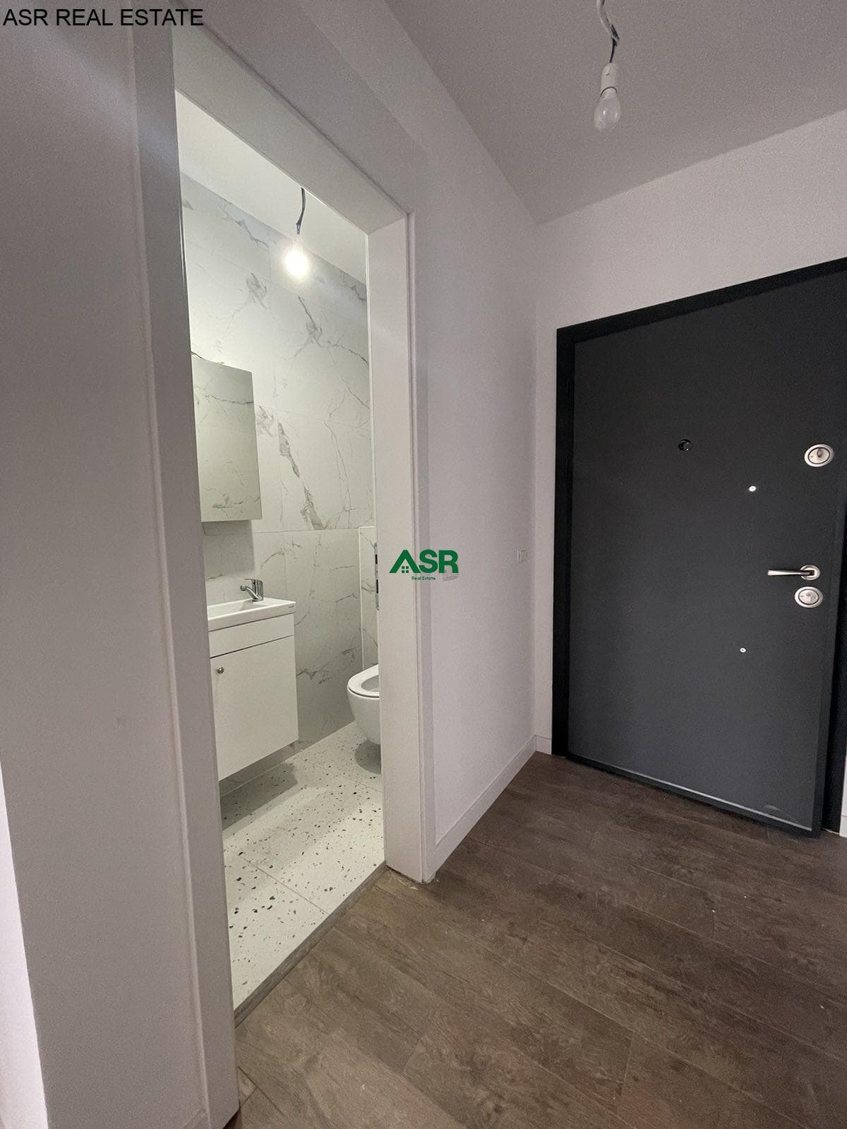Ofrohet banesa 98.69 m² me qira në rrugen B 4