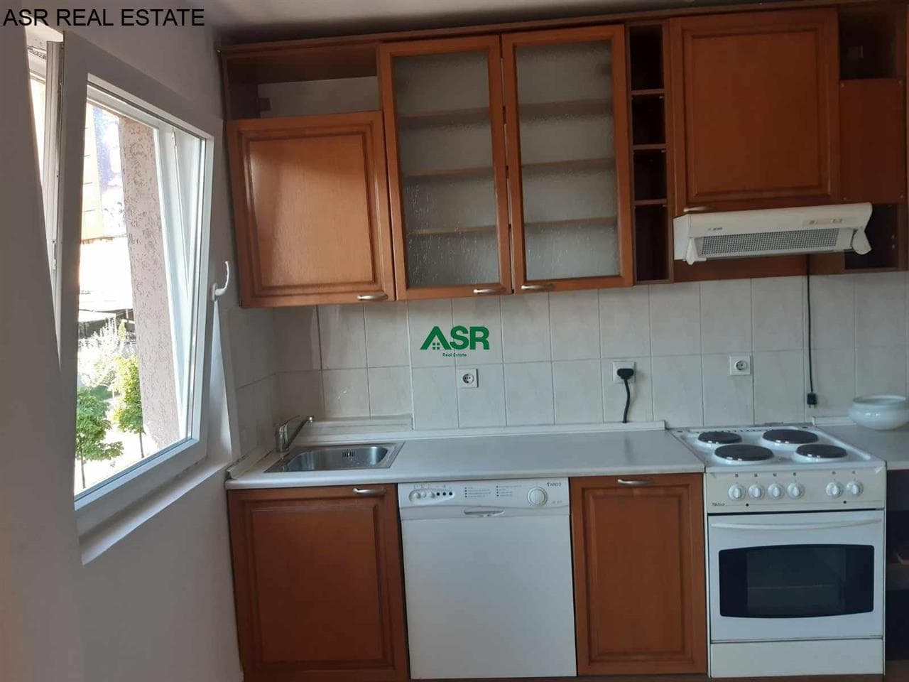 Lëshohet banesa/zyre me qira në lagjën Qender 2