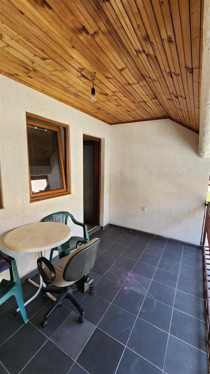 Lëshohet banesa me qera në lagjën Taslixhe 4
