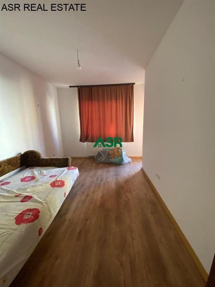 Lëshohet banesa me qera në Fushe Kosove 3