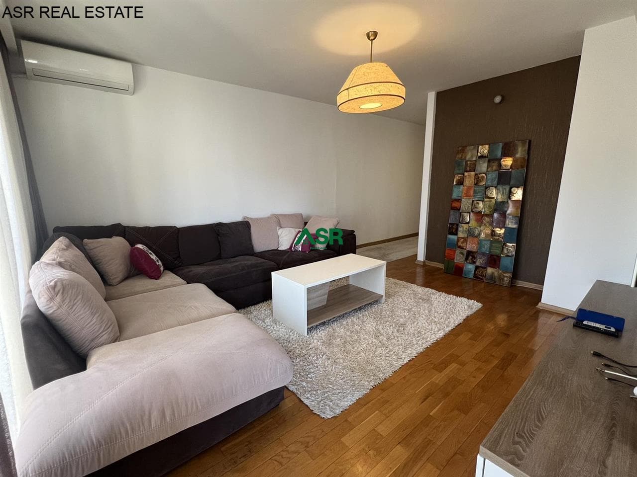 Banesë 106m2 me qira në Arberi
