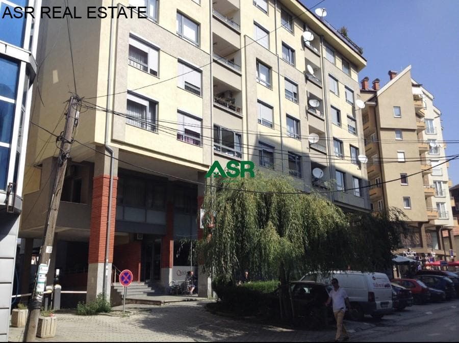 Banesë 100m2 me qira në qender te Prishtines