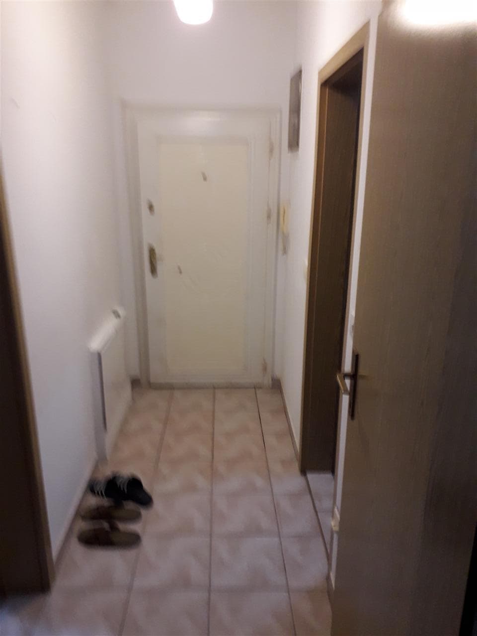 Banesë 40m2 me qira në lagjen bregu i diellit 3