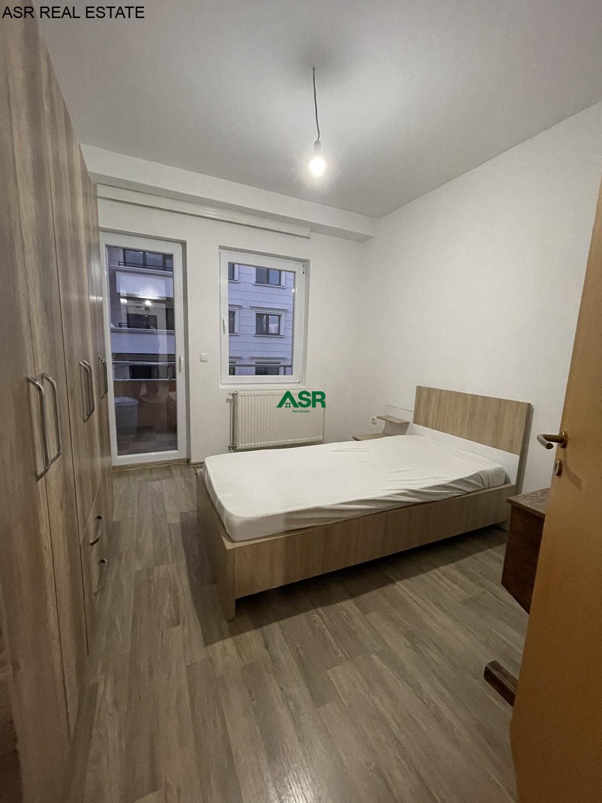 Lëshohet banesa me qira në lagjen tophane 4