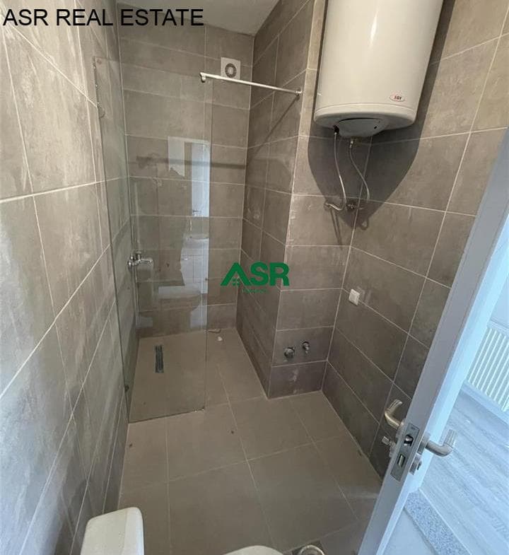 Shitet banesa në lagjën Kalabria(Emshir) 2