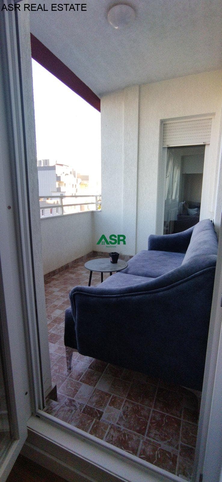 Lëshohet banesa me qira në lagjën Lakrishte
