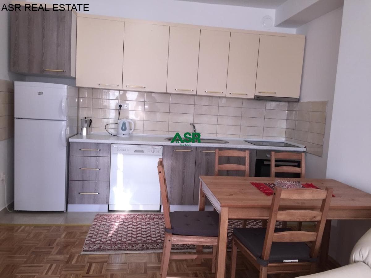 Banesë 66m2 me qira në lagjen e muhaxhereve 2