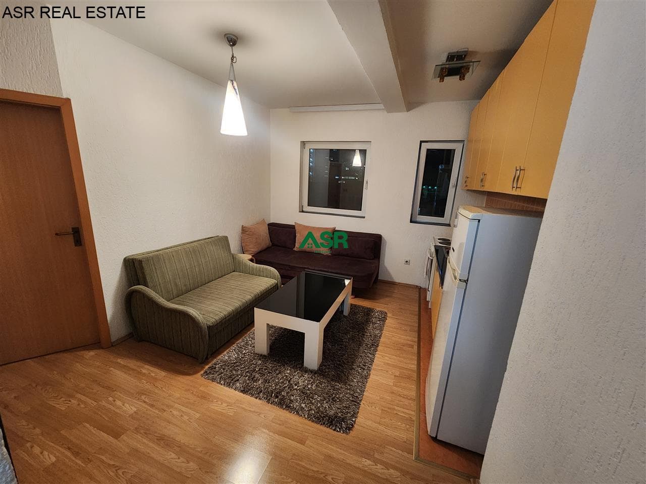 Banesë 40m2 me qira në Qender