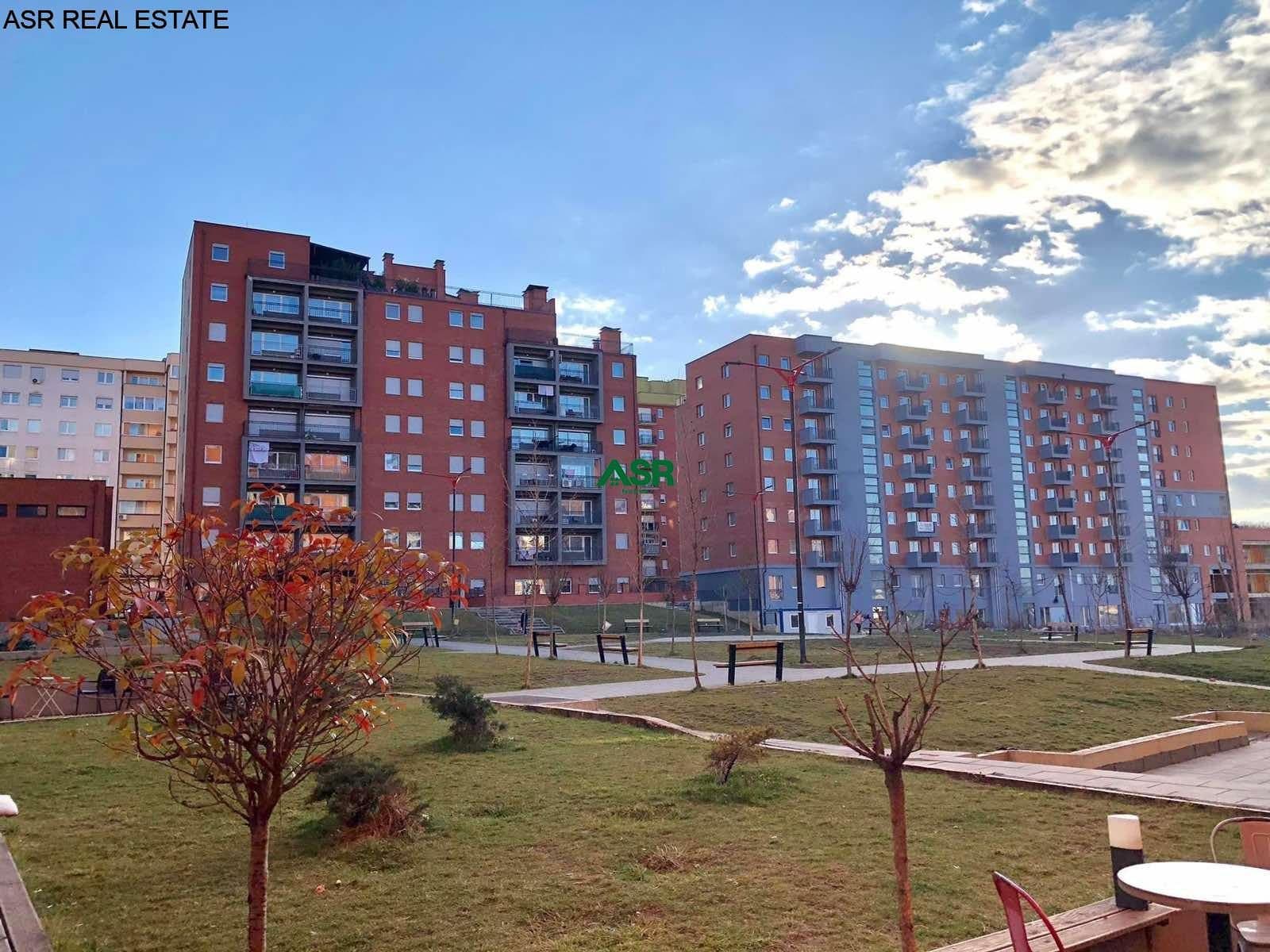 Ofrohen për SHITJE Banesa 98.86 m² dhe 97.40 m² në Emshir tek Kompleksi Blerti. 2