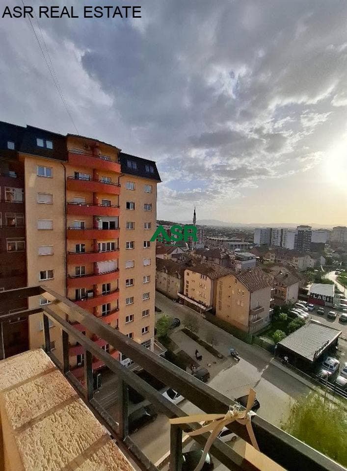 Banesë 115m2 me qira në Emshir 2