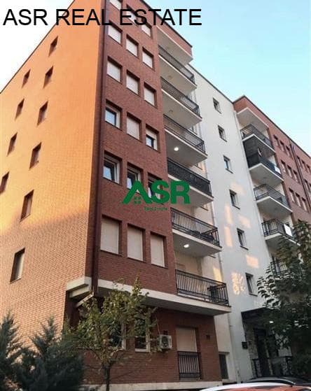 Lëshohet banesa me qira në lagjën rruga B, Per zyre 2