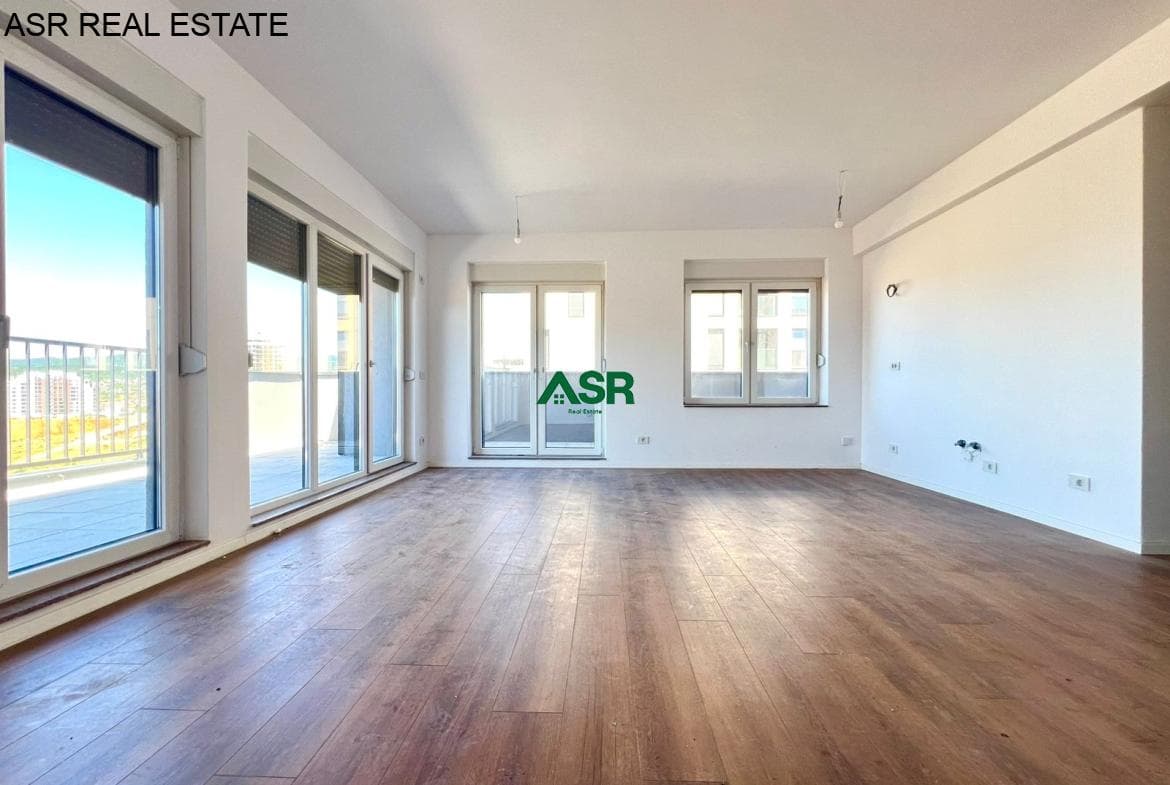 Ofrohet BANESA (Pent’house) per SHITJE në lagjen Prishtina e re 3