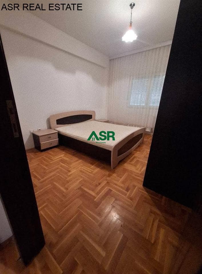 Banesë 115m2 me qira në Emshir 3