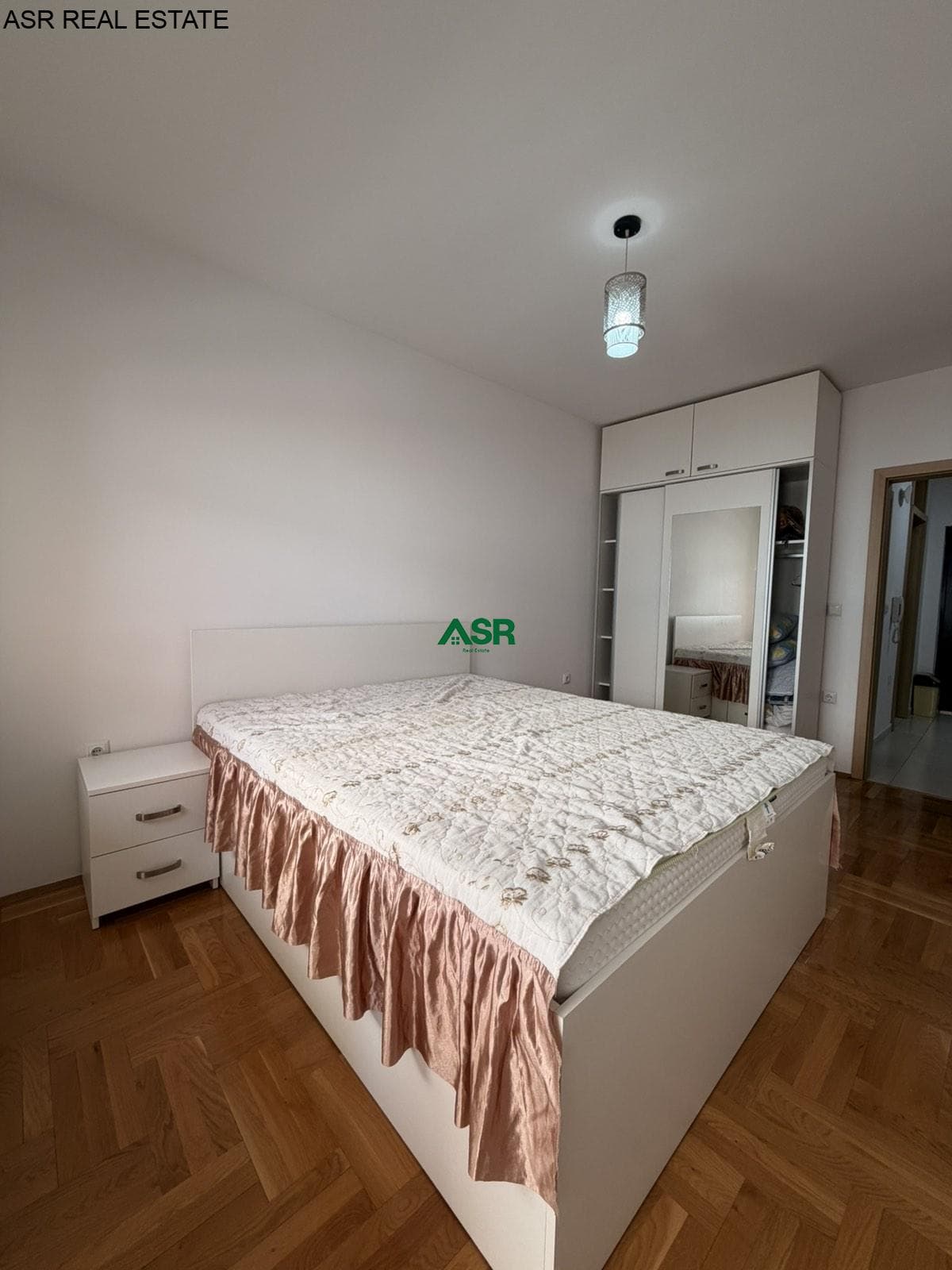 Lëshohet banesa me qira në lagjen Arberia 4