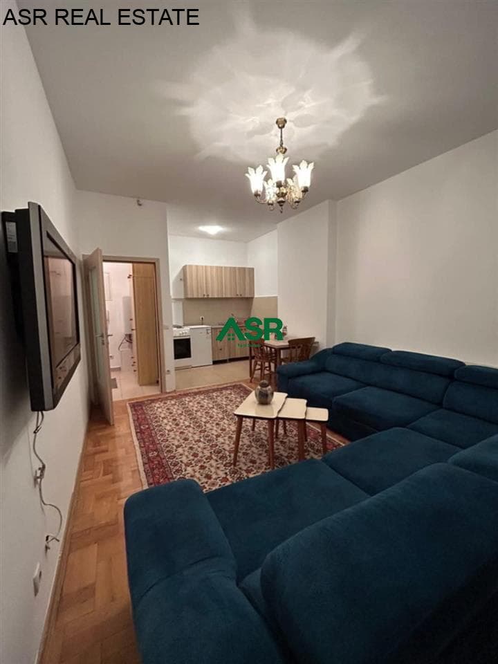 Banesë 60m2 me qira në lagjen Bregu i diellit