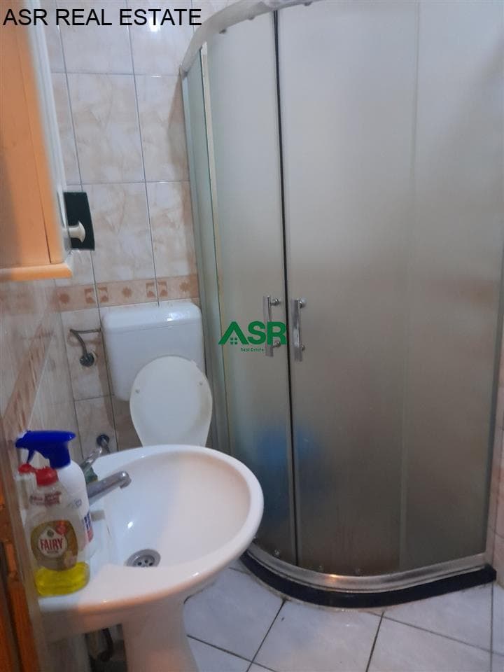 Lëshohet banesa me qira në lagjën Aktash 4