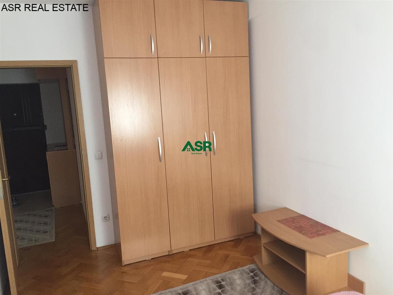 Ofrohet banesa me qira në lagjen e Muhaxhereve,