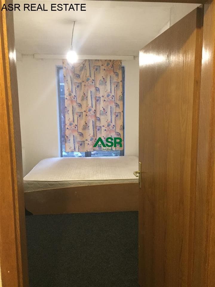 Lëshohet banesa me qera në lagjën Tophane 2