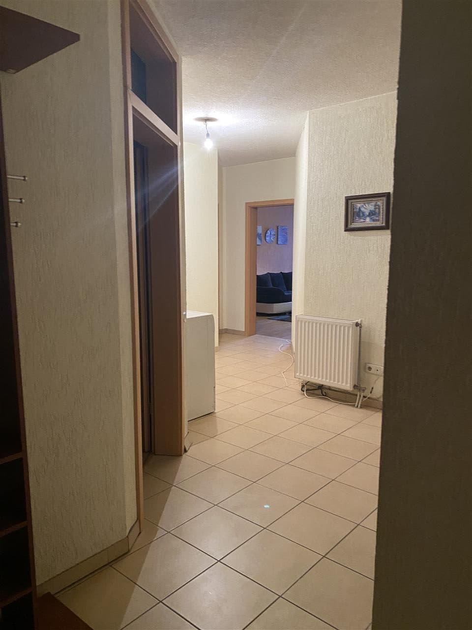 Lëshohet banesa me qera në lagjën Qendër 3