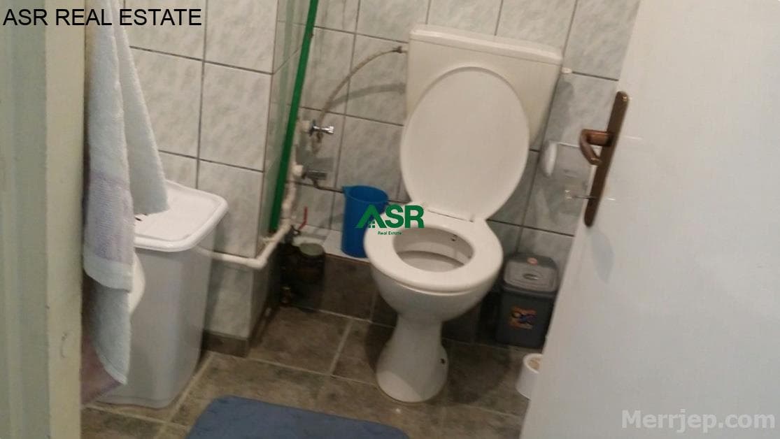 Lëshohet banesa me qera në lagjën Dardania 2