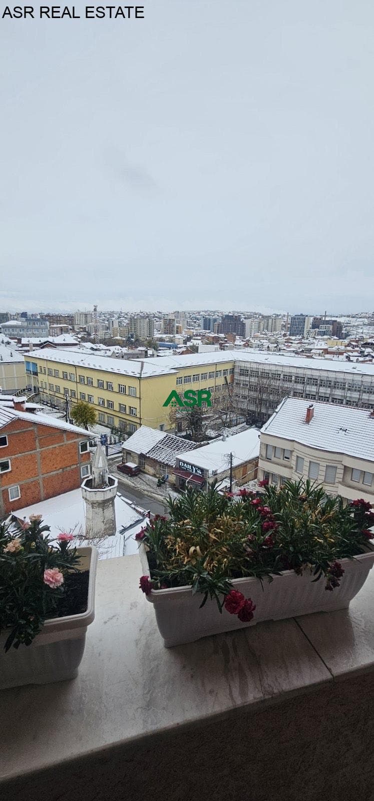 Lëshohet banesa me qira në lagjen qender 4