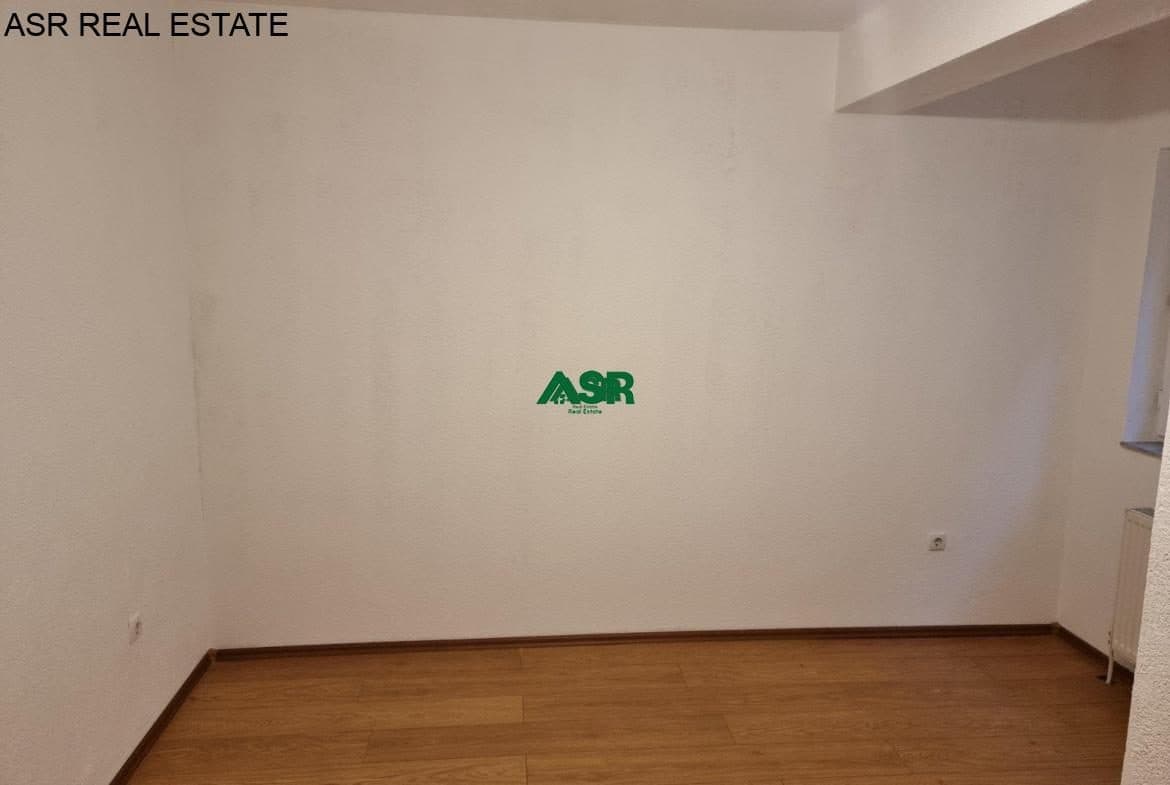 Ofrohet per shitje banesa në Fushe Kosove 2