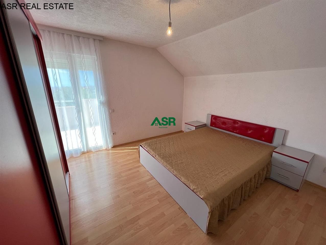 Lëshohet Shtepia me qera në lagjën Mat 1