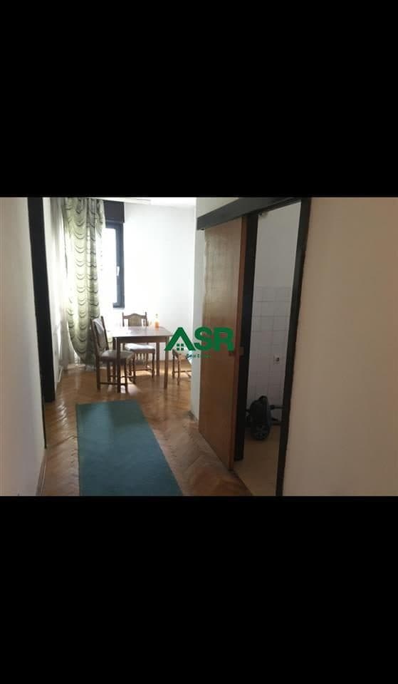 Lëshohet banesa me qera në lagjën Santeja 2