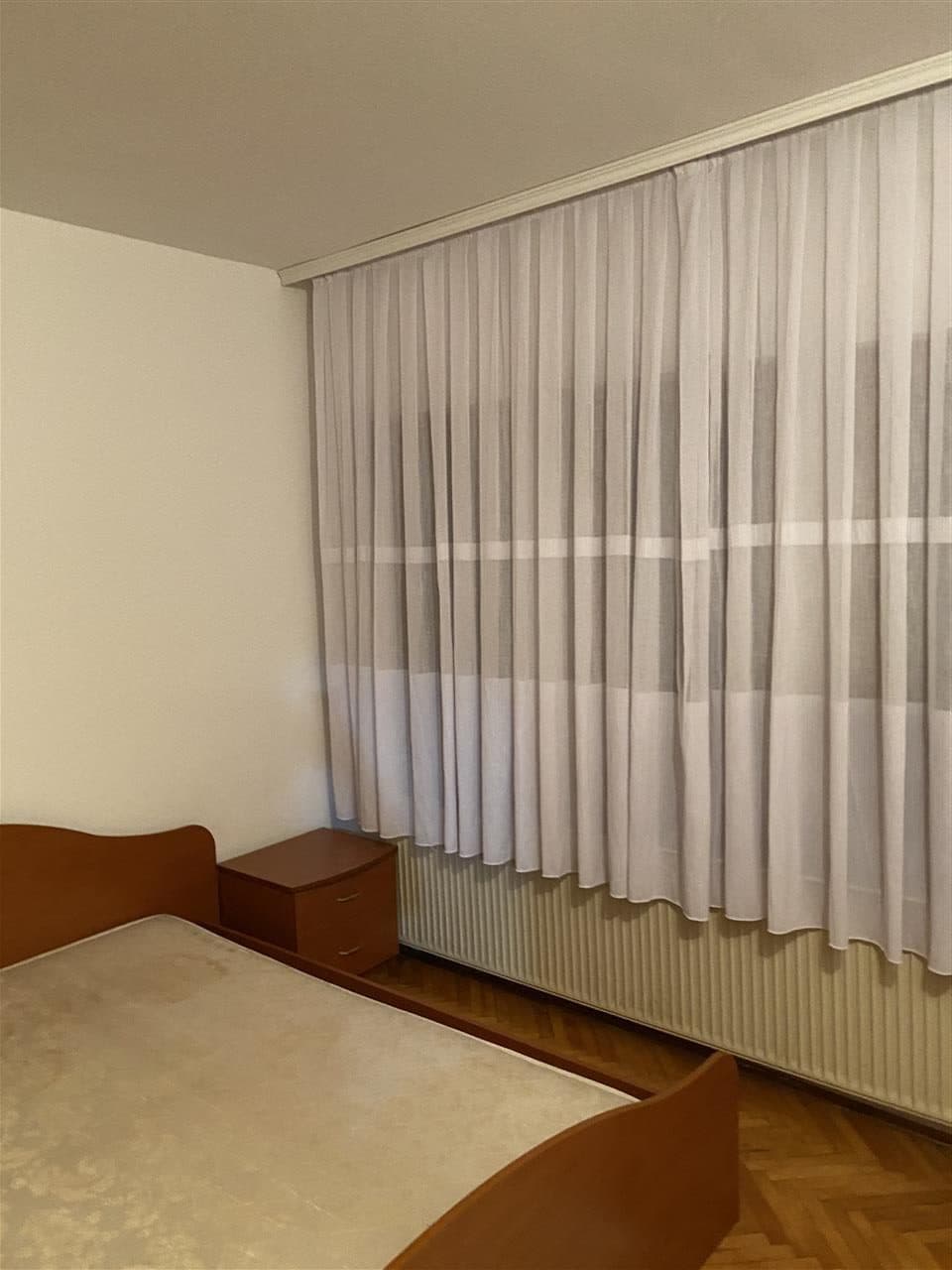 Kat i shtepisë 100m2 me qira në Arbëri 4