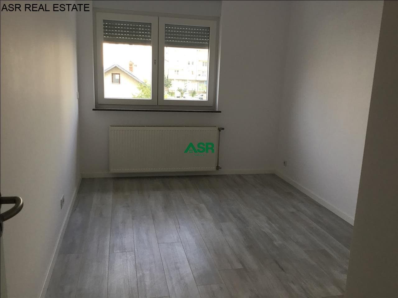 Lëshohet banesa me qira në lagjën RRUGA B 2