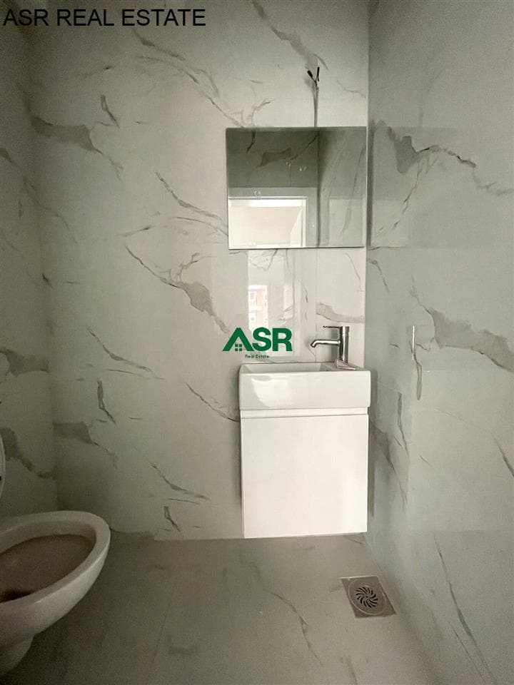 Lëshohet banesa me qira ne lagjen rruga B 3