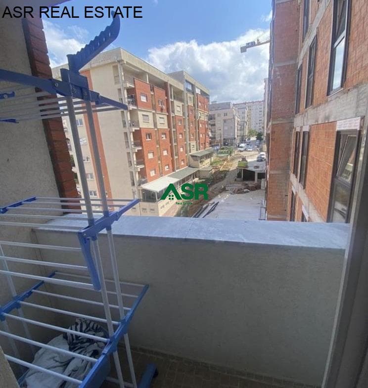 Ofrohet banesa ne #shitje në lagjen rruga B (me flete poseduese) 2