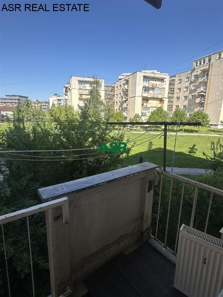 Banesë 55 m2 ne shitje në lagjen bregu i diellit 3