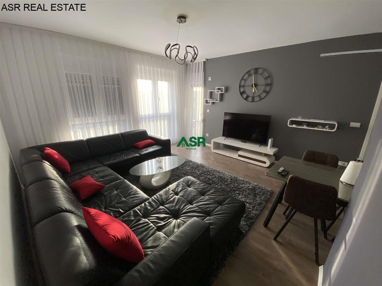 Banesë 60m2 me qira në Veternik