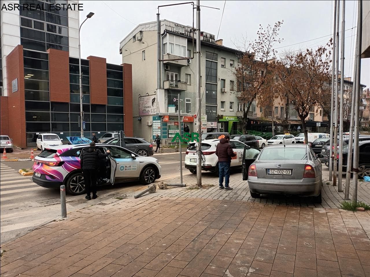 Zyre 20m2 me qira në lagjen Qafa 3