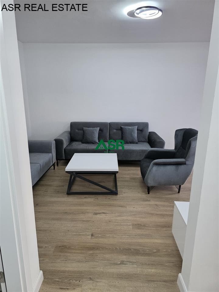 Banesë 85m2 me qira në Aktash