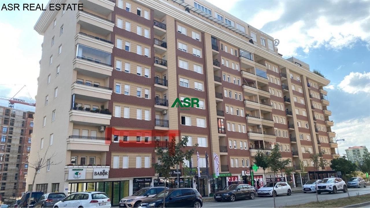 Banesë 80m2 m2 ne shitje në rr.C
