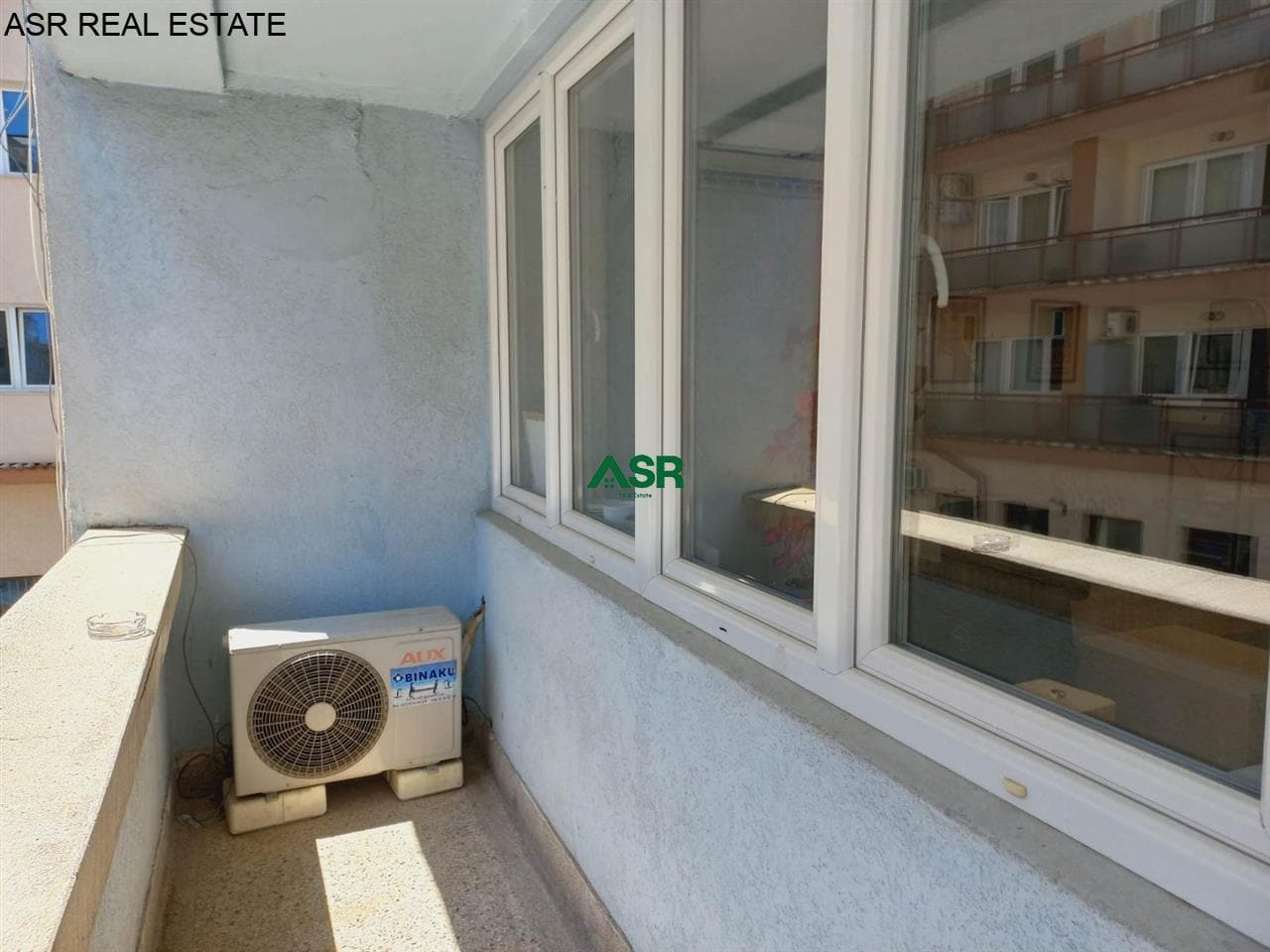 Lëshohet zyre me qira në lagjën Qender, afer Hotel Grand 2