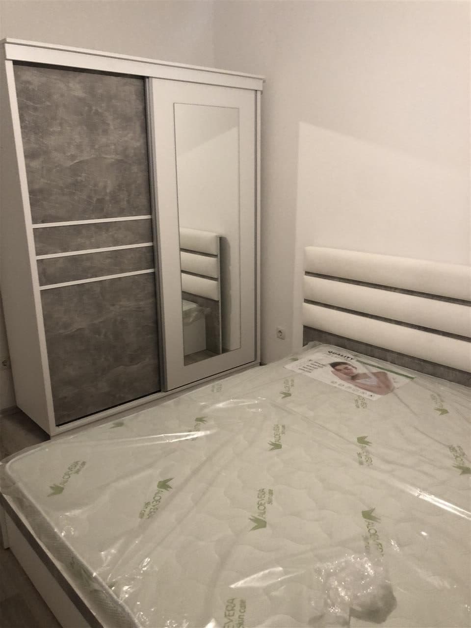 Lëshohet banesa me qera në Fushë Kosovë 3