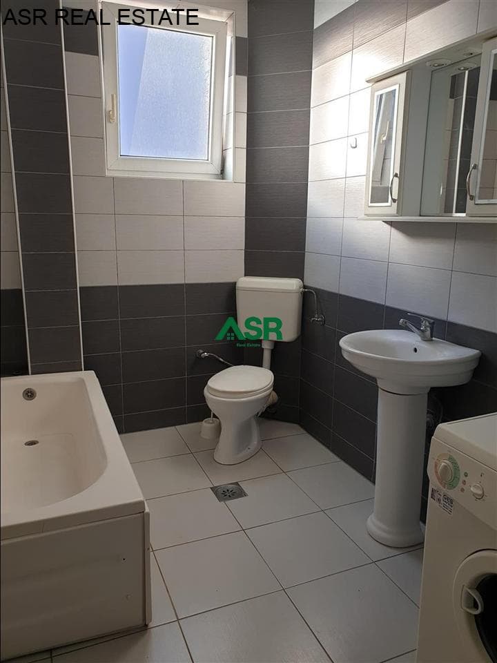 Banesë 100 m2 me qira në lagjen bregu i diellit