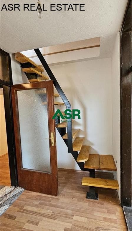 Ofrohet BANESA duplex per SHITJE ne lagjen Bregu i diellit 2