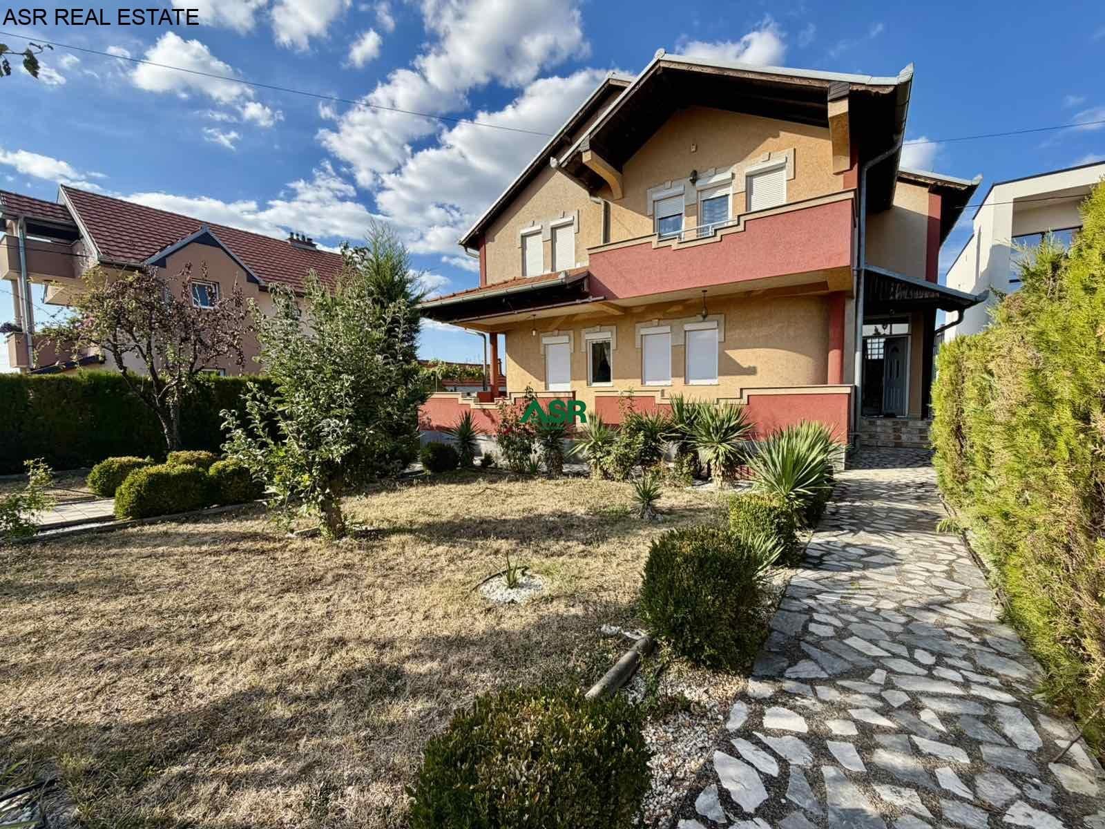 Ofrohet per SHITJE Shtëpia ne Bardhosh