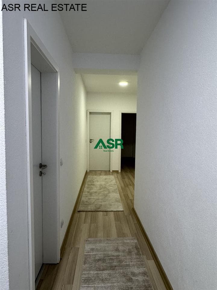 Banesë 100m2 me qira në rr.Muharrem Fejza