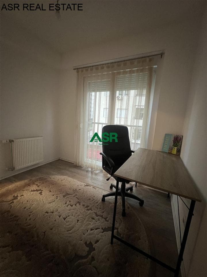 Banesë 80m2 me qira në rr.B 2