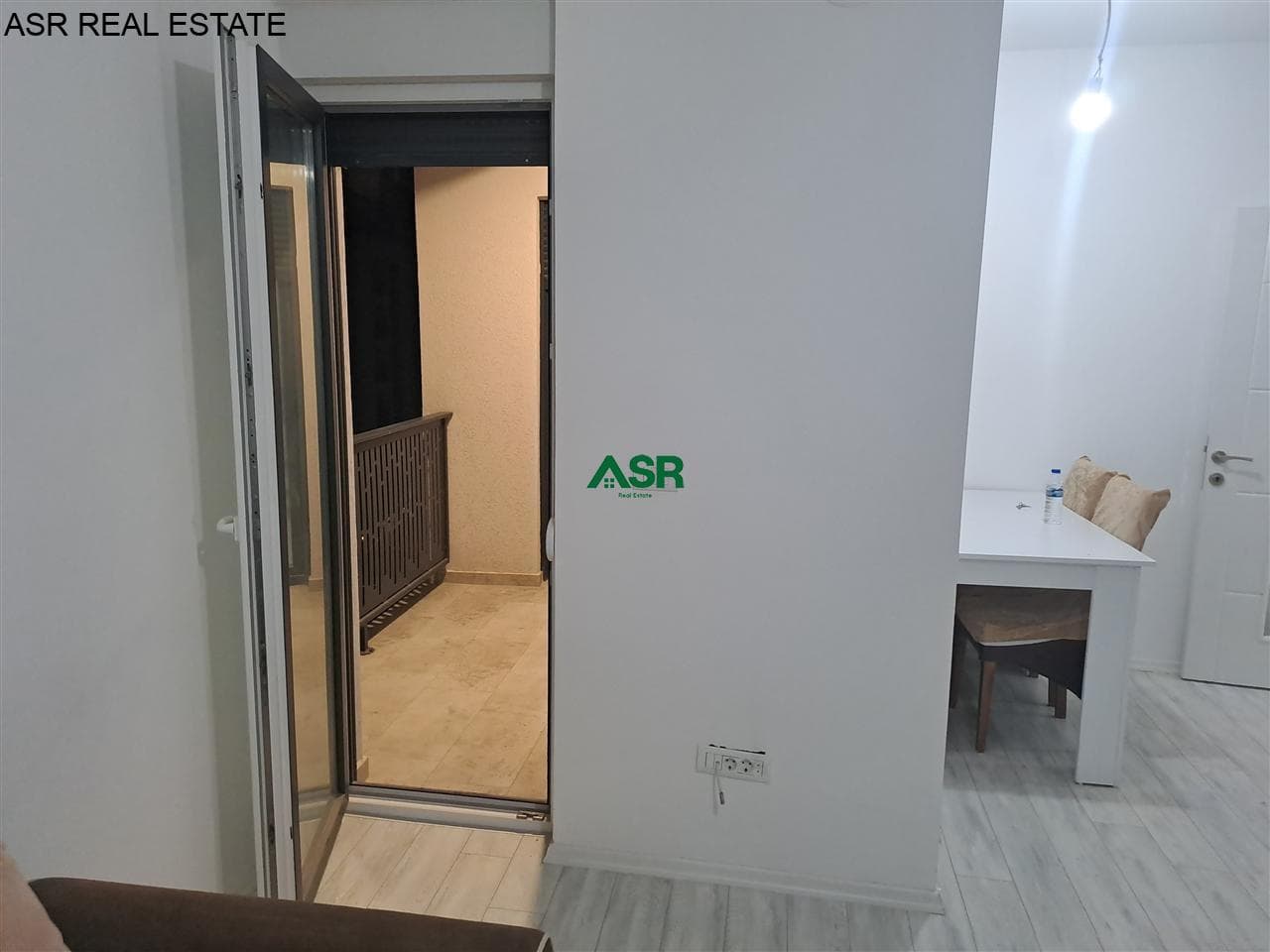 Banesë 65m2 me qira në lagjen e spitalit 4