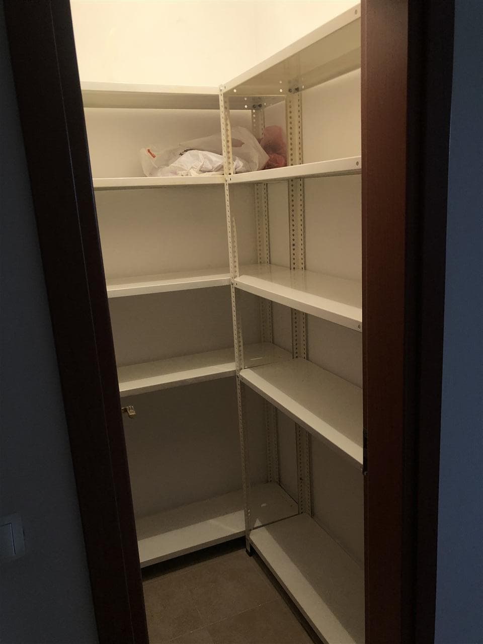 Banesë 95m2 me Qira në lagjen rruga B. 2