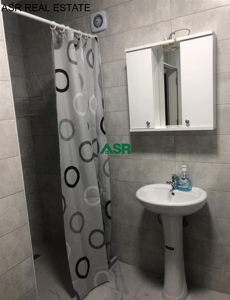 Lëshohet banesa me qera në Fushë Kosovë 2