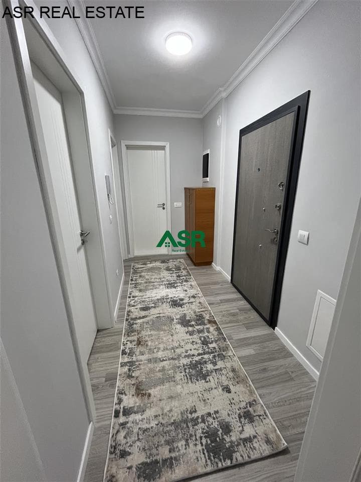 Banesë 70m2 me qira në Tophane 2
