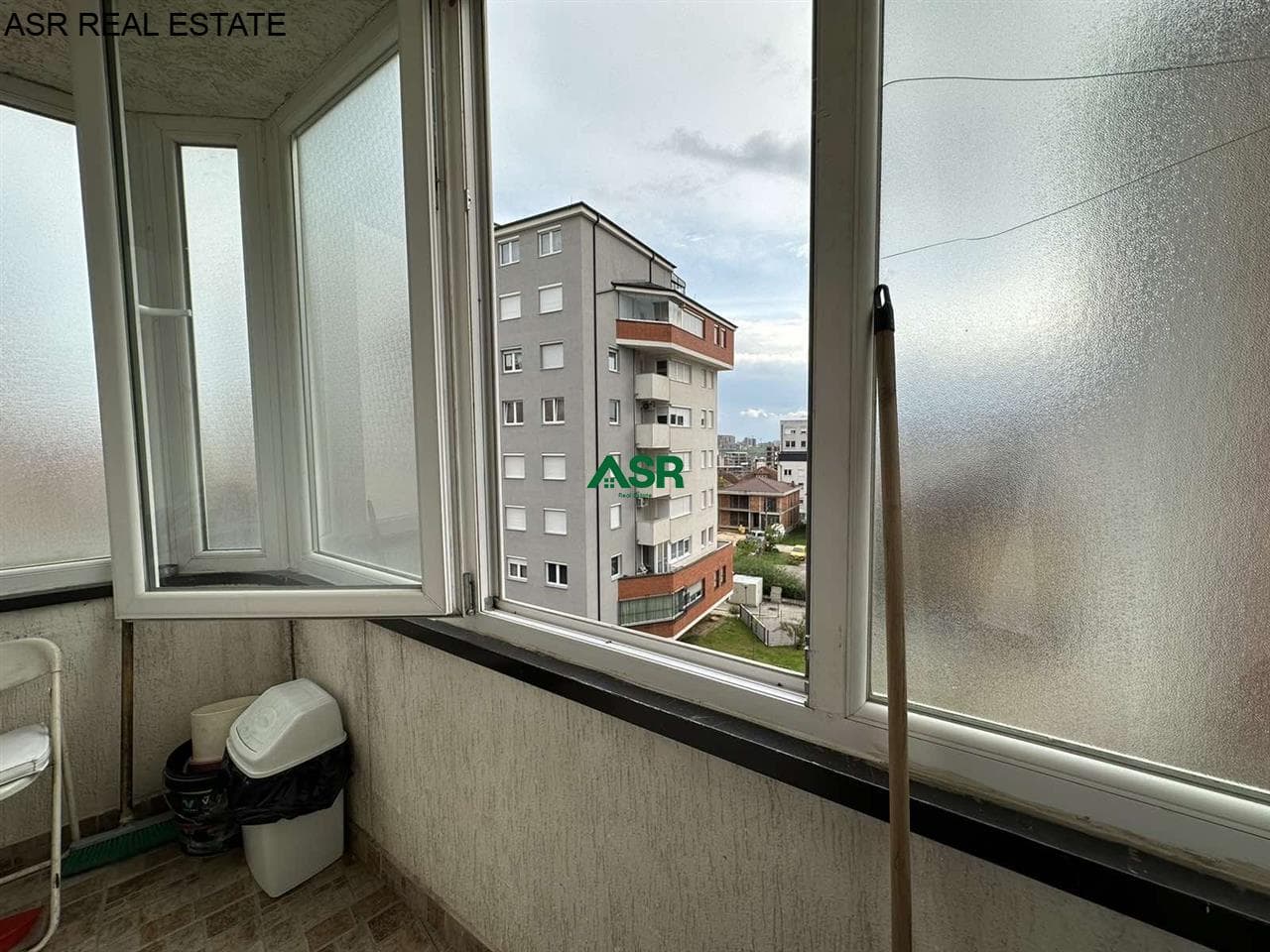 Lëshohet banesa me qira në rrugen C 3