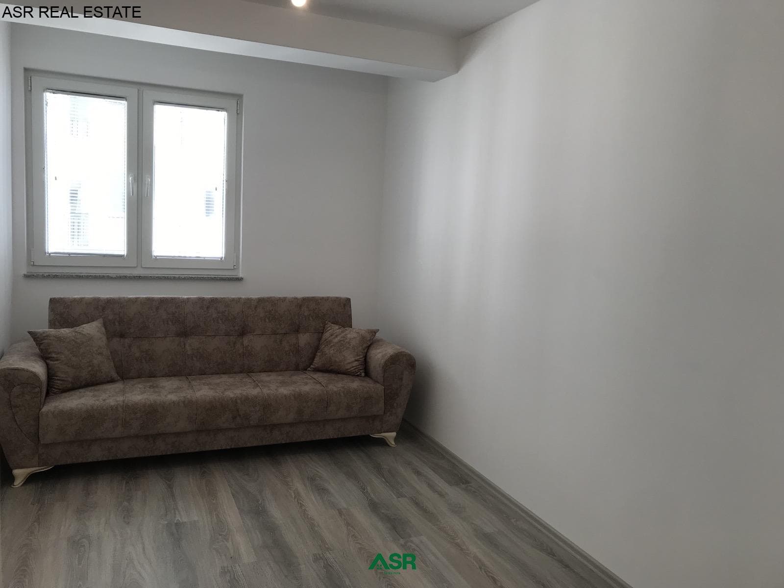 Lëshohet banesa me qera në Fushe Kosove 4